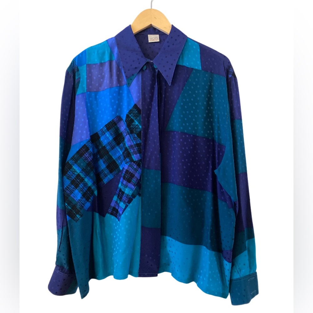 Silk women’s  Blue and Purple Patterned top made in Germany size L/XL